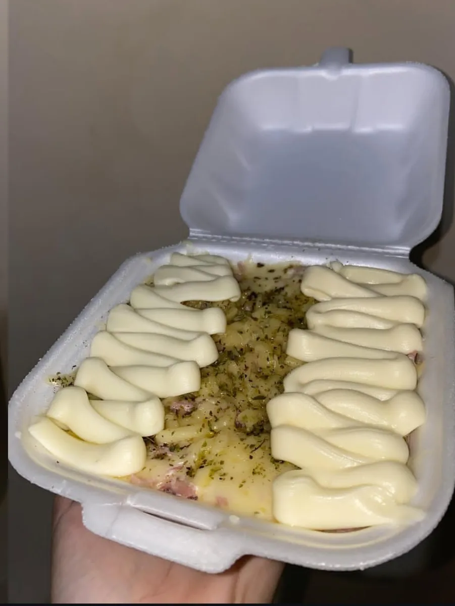 Batata recheada queijo e presunto